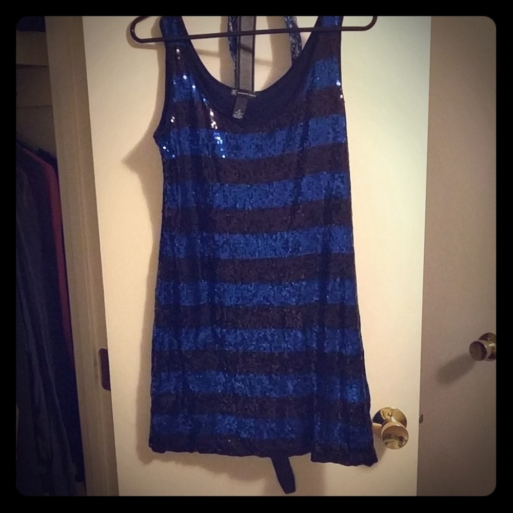 Blue sparkly diva dress short💙